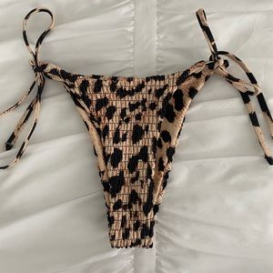 ZAFUL BIKINI BOTTOMS